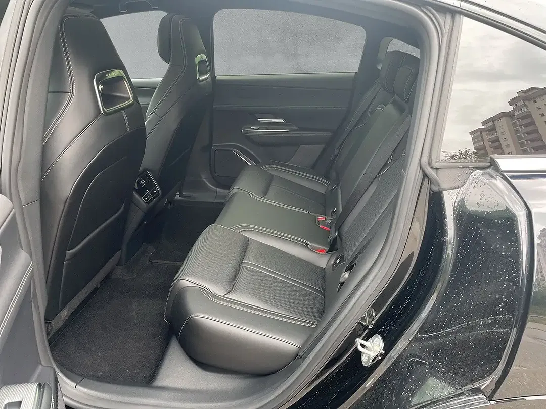 Mazda 6e - Thumbnail 11