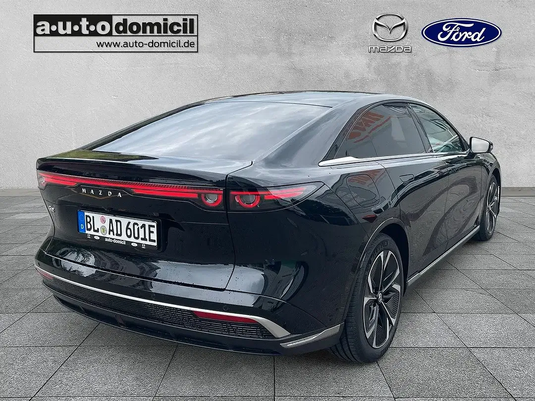Mazda 6e - Thumbnail 3