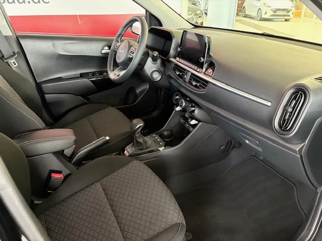 Kia Picanto - Thumbnail 10