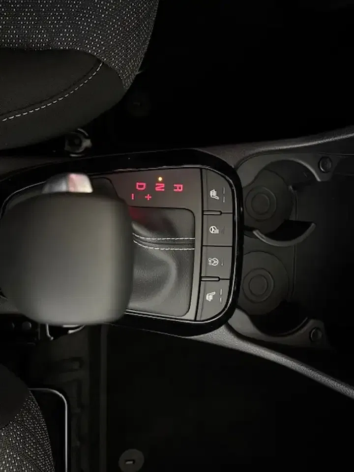 Kia Picanto - Thumbnail 13