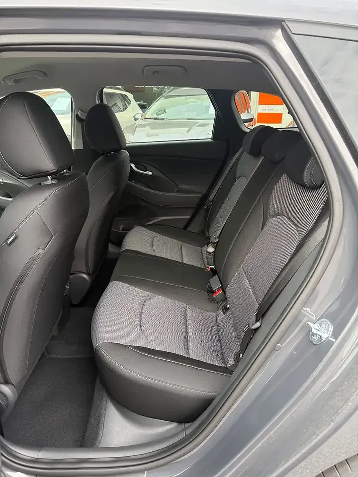 Hyundai i30 - Thumbnail 10