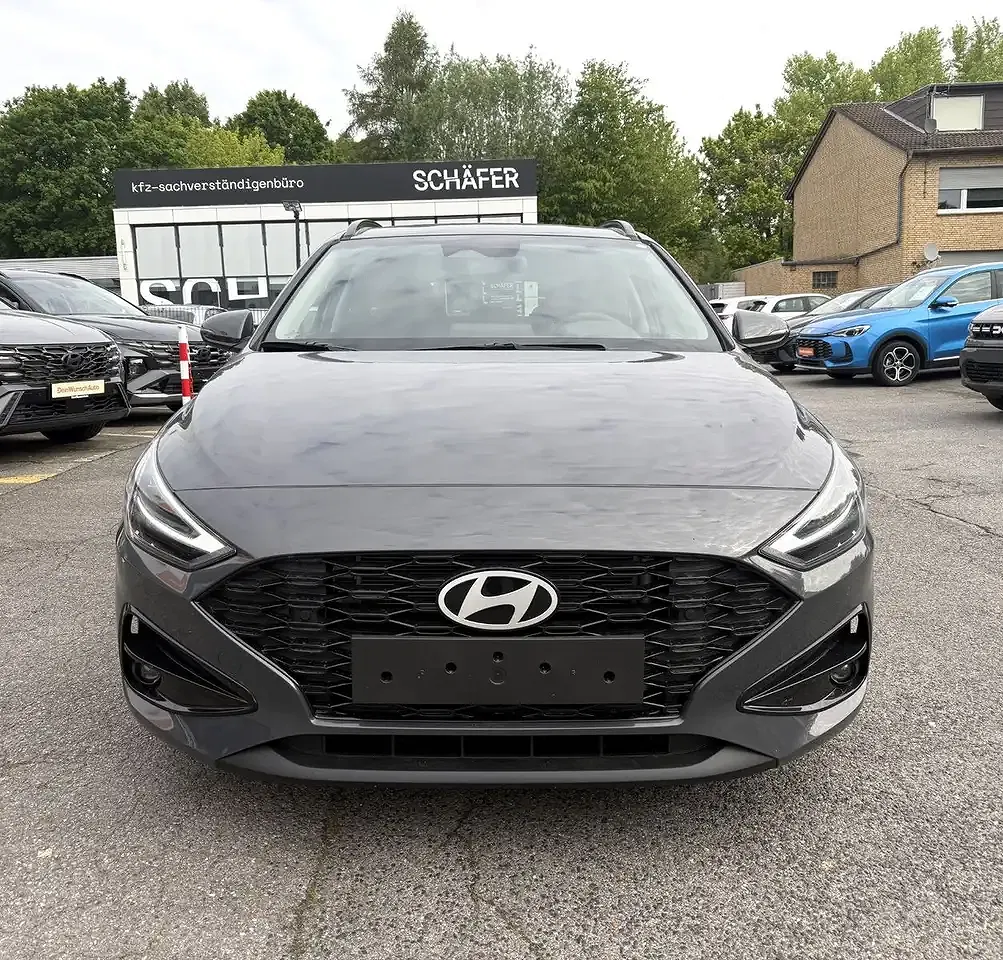 Hyundai i30 - Thumbnail 3