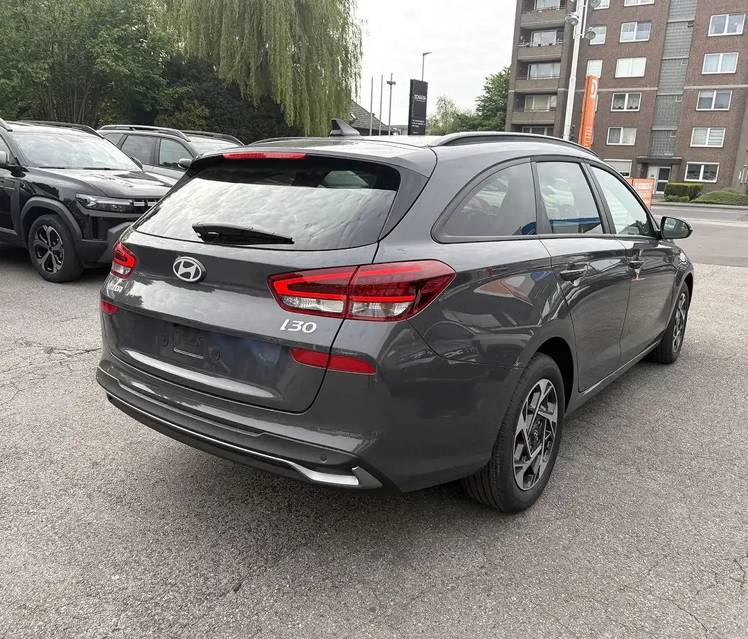 Hyundai i30 - Thumbnail 8