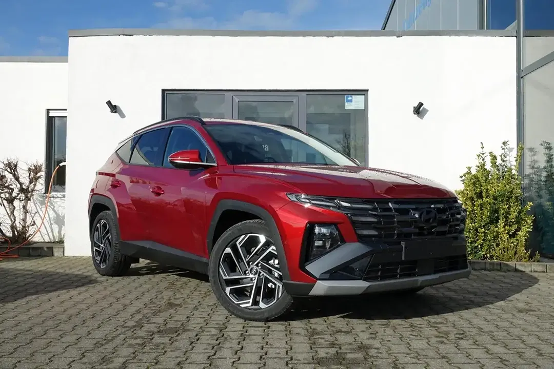 Hyundai TUCSON - Thumbnail 1