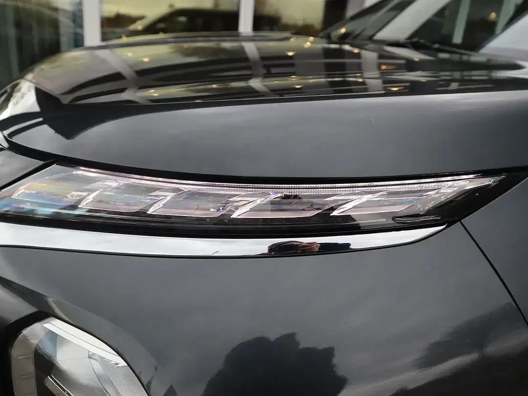 Mitsubishi Outlander - Thumbnail 10