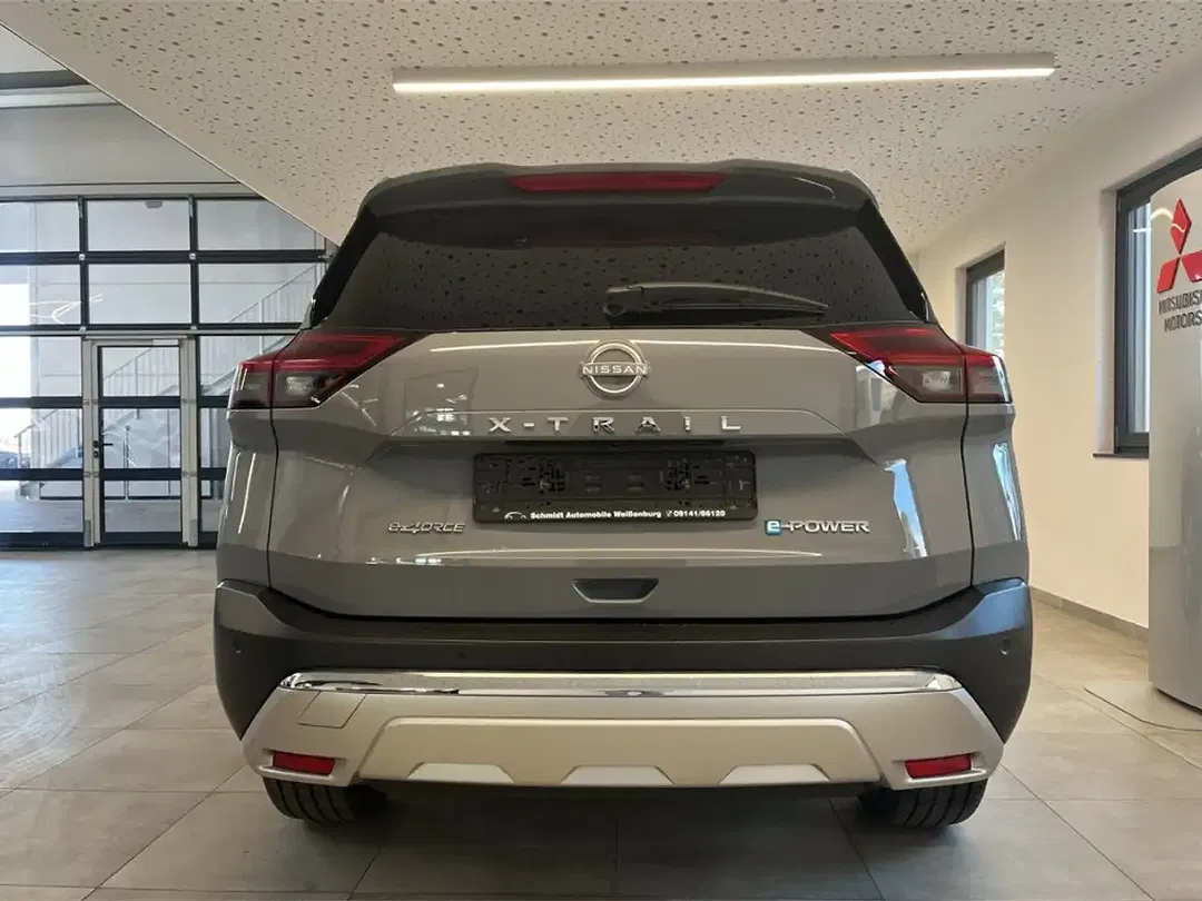 Nissan X-Trail - Thumbnail 3
