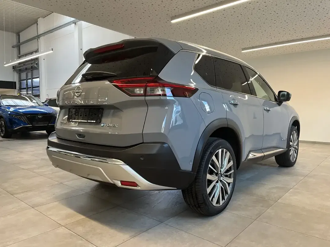 Nissan X-Trail - Thumbnail 4