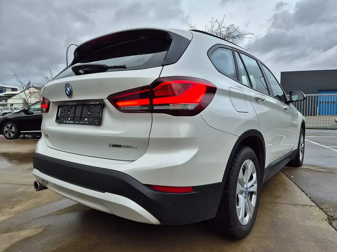 BMW X1 - Thumbnail 10