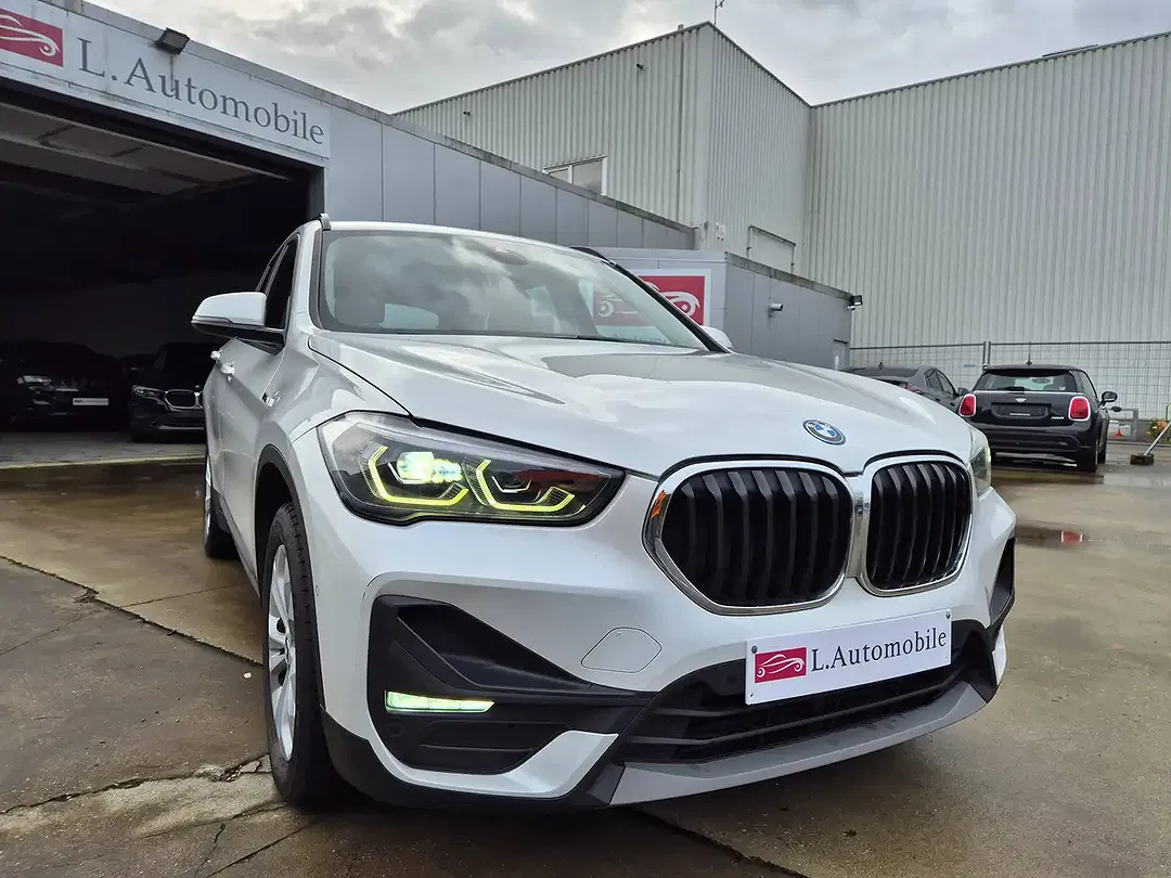 BMW X1 - Thumbnail 3