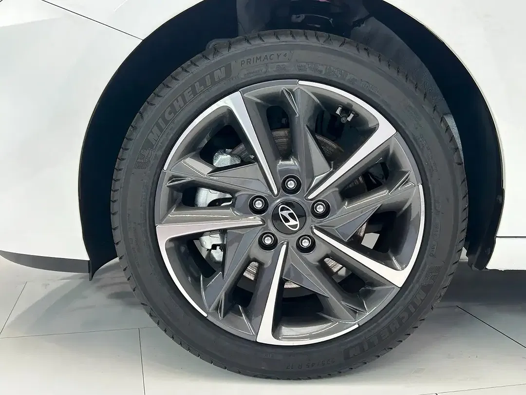Hyundai i30 - Thumbnail 10