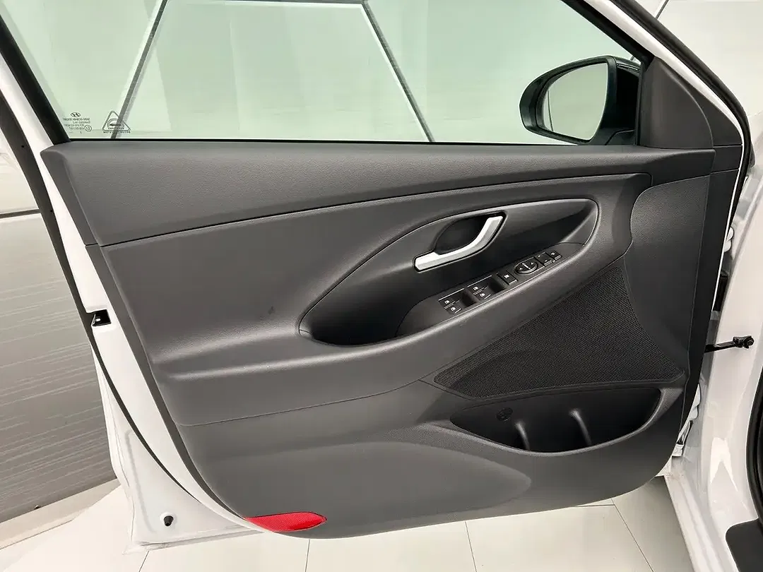 Hyundai i30 - Thumbnail 14