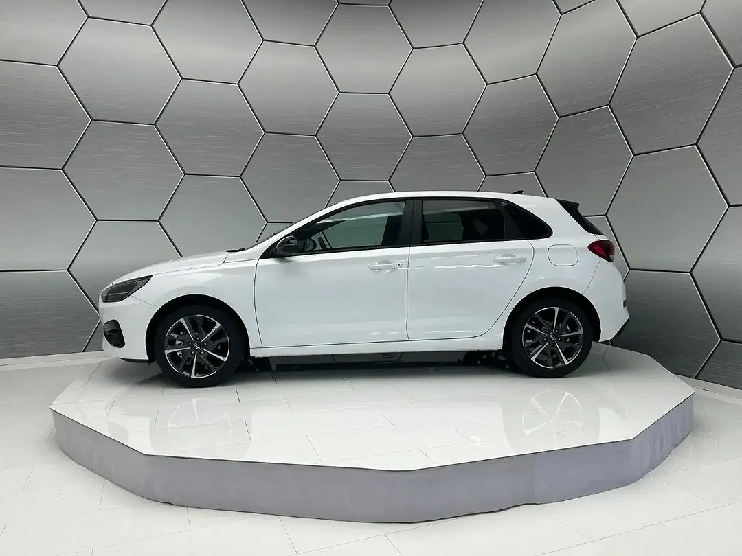 Hyundai i30 - Thumbnail 3