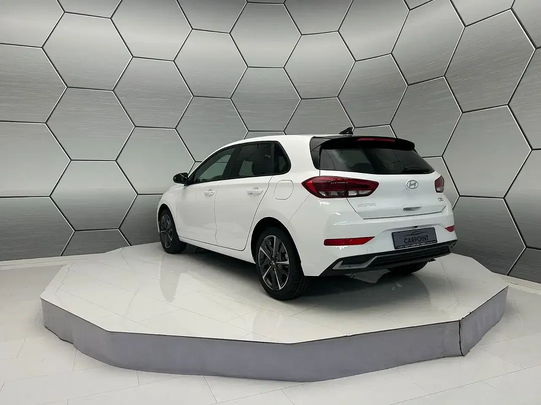 Hyundai i30 - Thumbnail 4