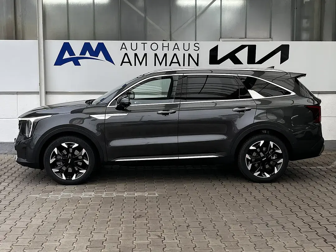Kia Sorento - Thumbnail 3