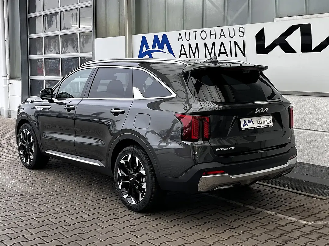 Kia Sorento - Thumbnail 4