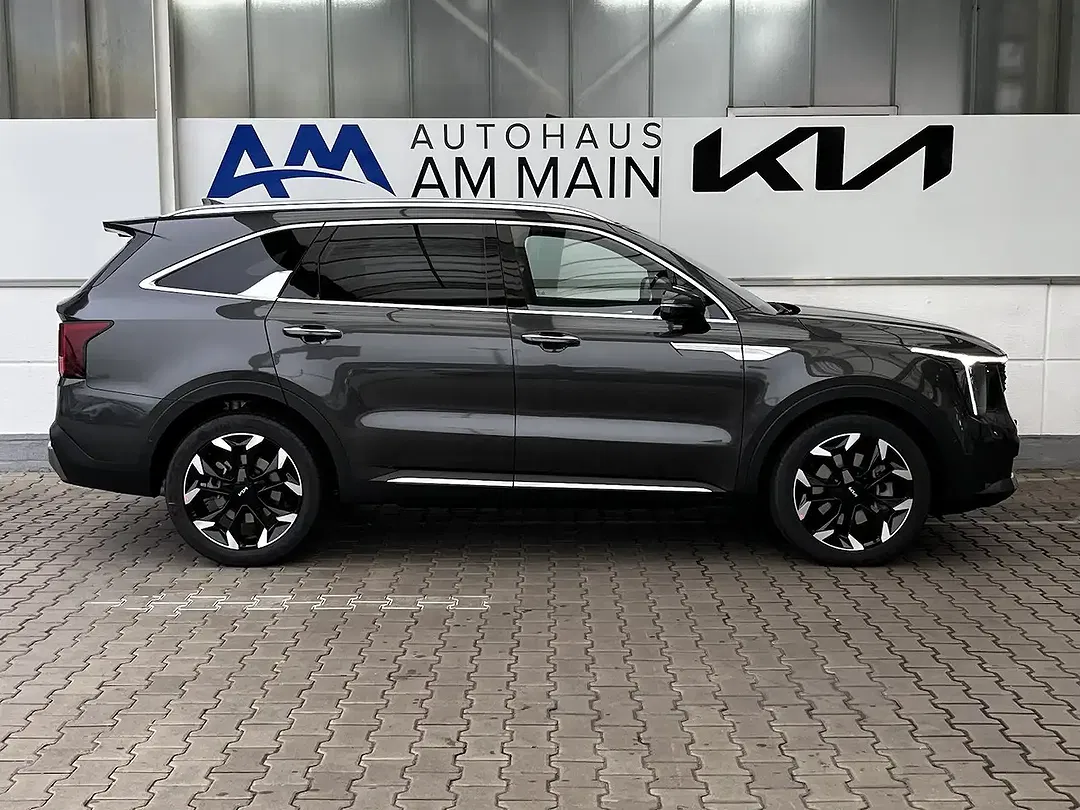 Kia Sorento - Thumbnail 6