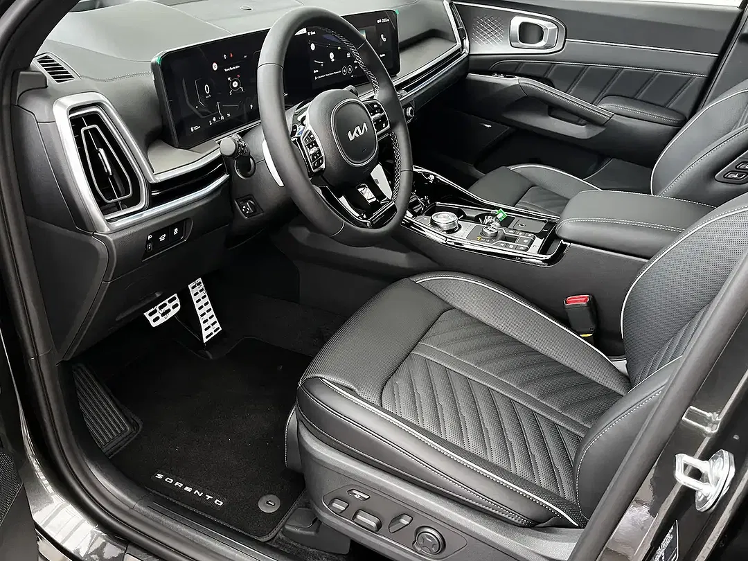 Kia Sorento - Thumbnail 8