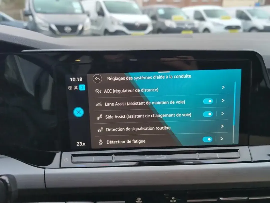 Volkswagen Golf Variant - Thumbnail 14