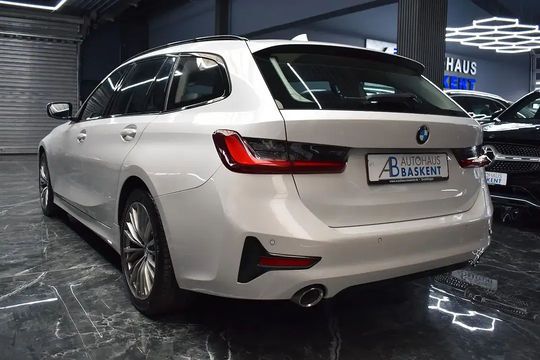 BMW 320 - Thumbnail 8