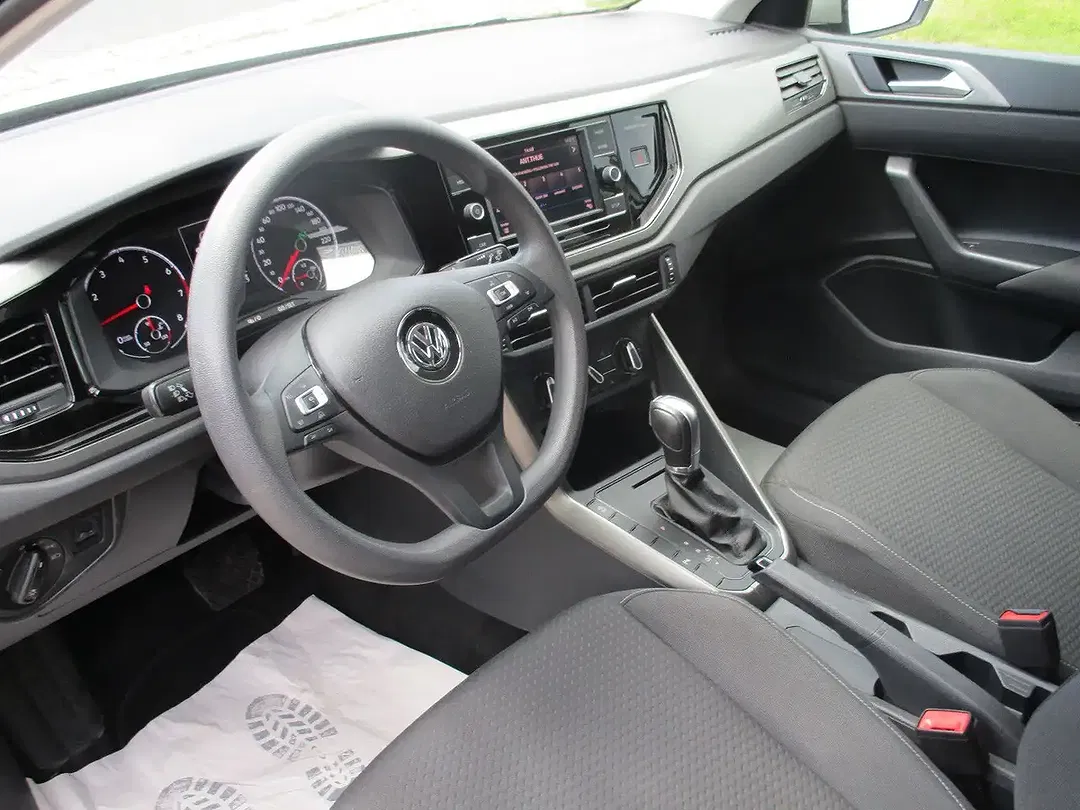 Volkswagen Polo - Thumbnail 9