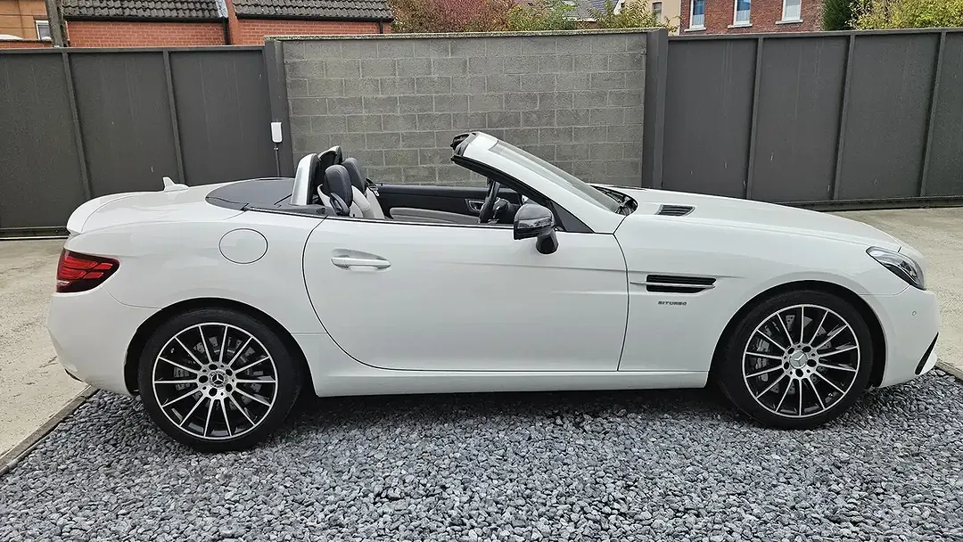 Mercedes-Benz SLC 43 AMG - Thumbnail 2