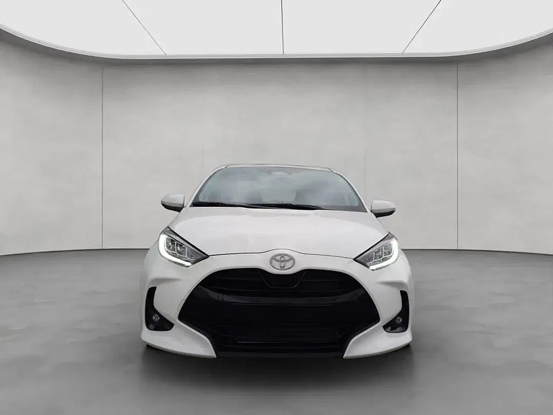 Toyota Yaris - Thumbnail 7