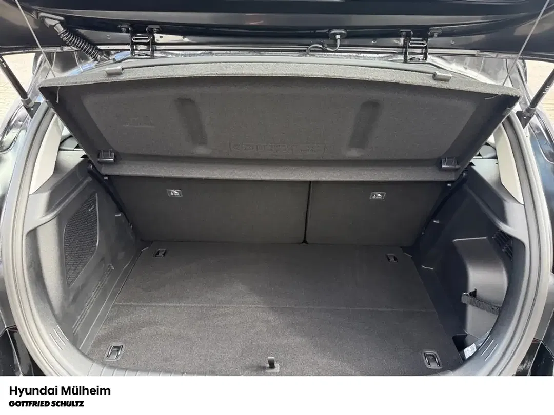 Hyundai i20 - Thumbnail 8