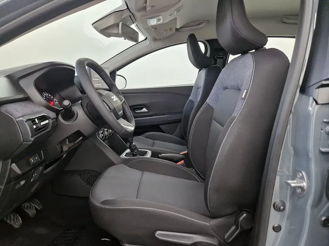 Dacia Sandero - Thumbnail 8