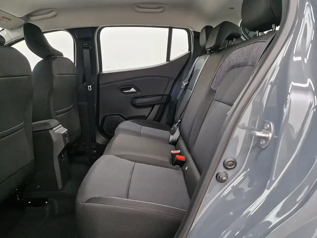 Dacia Sandero - Thumbnail 9