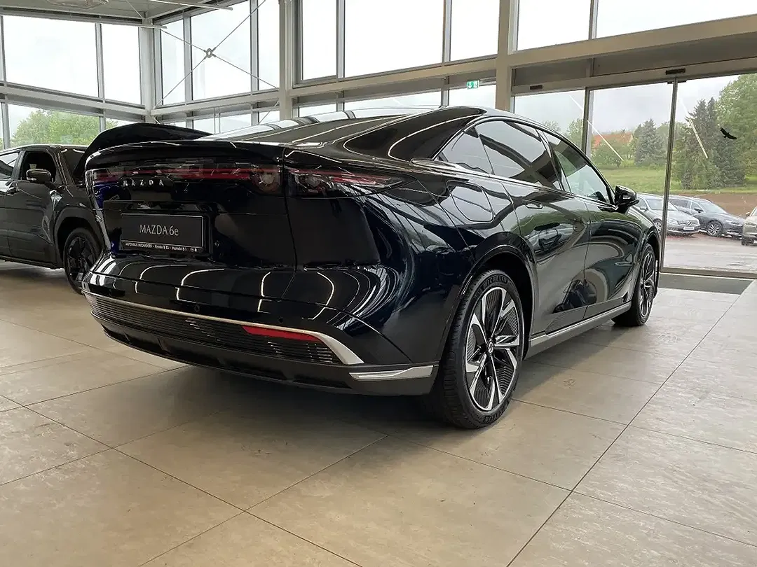 Mazda 6e - Thumbnail 2