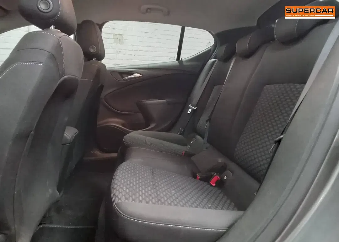 Opel Astra - Thumbnail 8