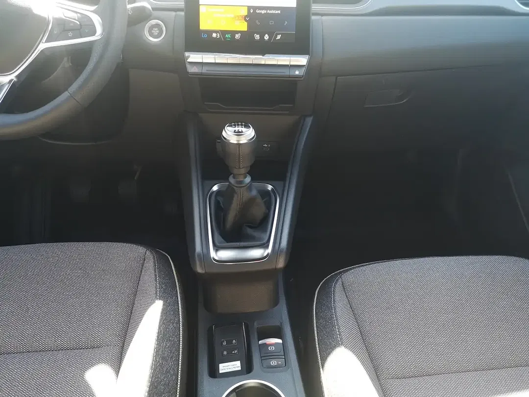 Renault Captur - Thumbnail 8