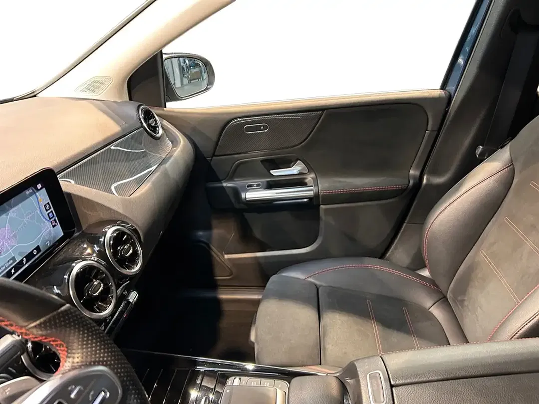 Mercedes-Benz B 180 - Thumbnail 4