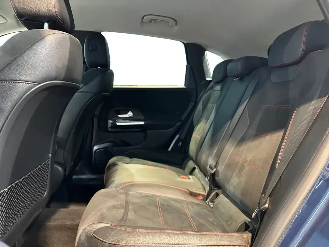 Mercedes-Benz B 180 - Thumbnail 7