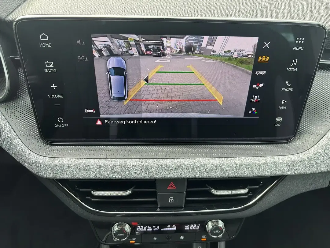 Skoda Scala - Thumbnail 10