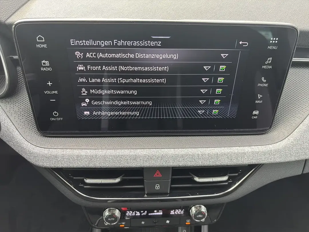Skoda Scala - Thumbnail 9
