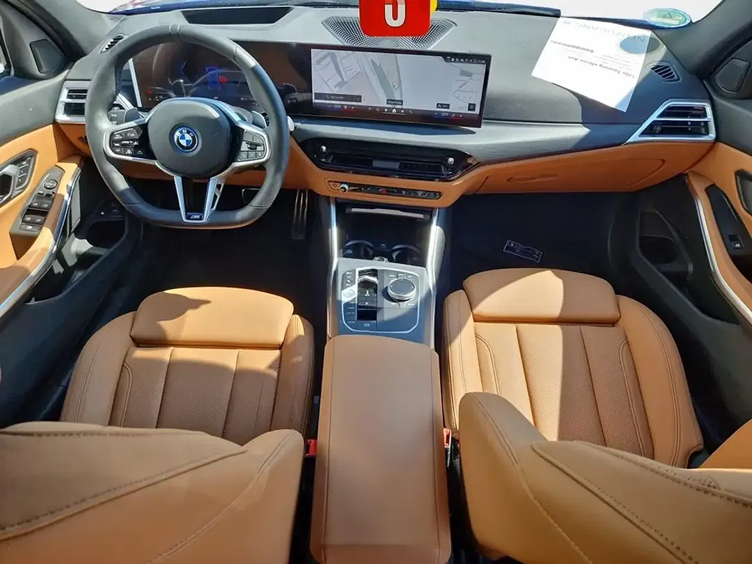 BMW 330 - Thumbnail 12