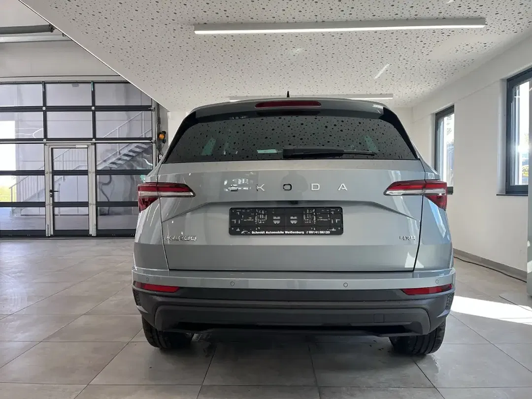 Skoda Karoq - Thumbnail 3