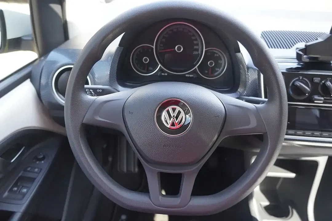 Volkswagen up! - Thumbnail 13