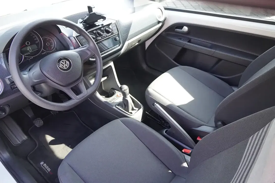 Volkswagen up! - Thumbnail 8