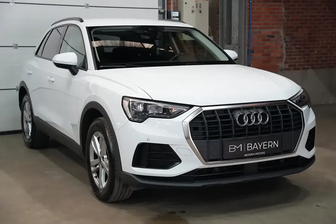 Audi Q3 - Thumbnail 12