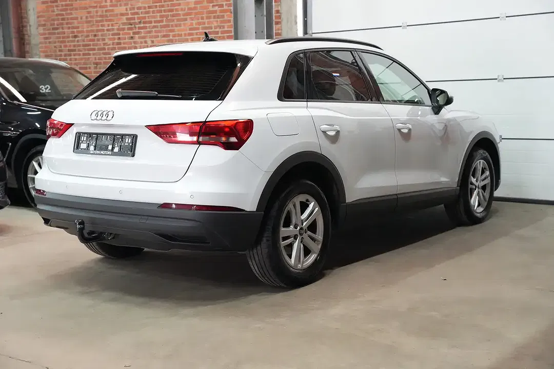 Audi Q3 - Thumbnail 2