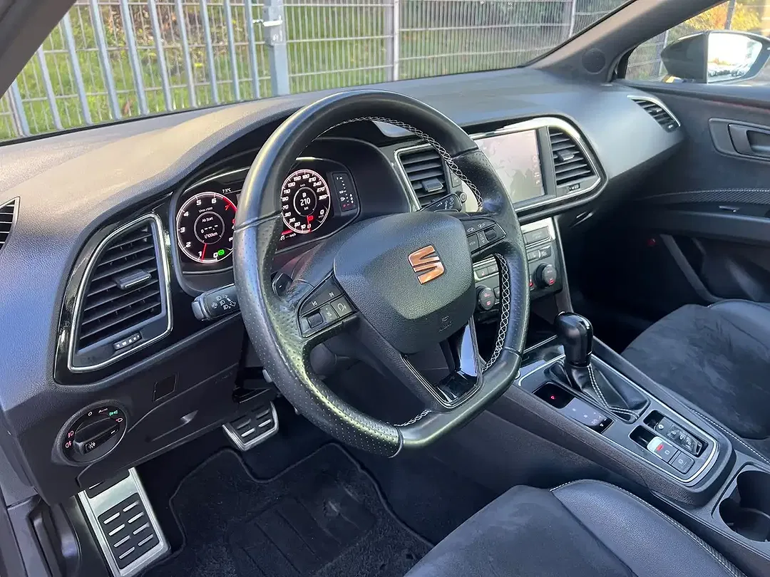 SEAT Leon - Thumbnail 15