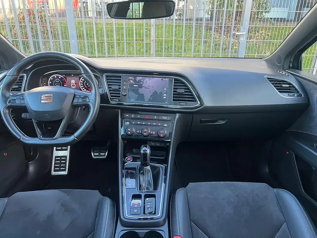 SEAT Leon - Thumbnail 9