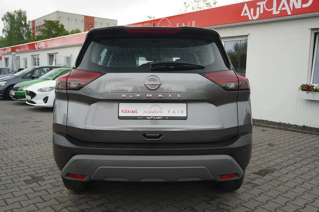 Nissan X-Trail - Thumbnail 4