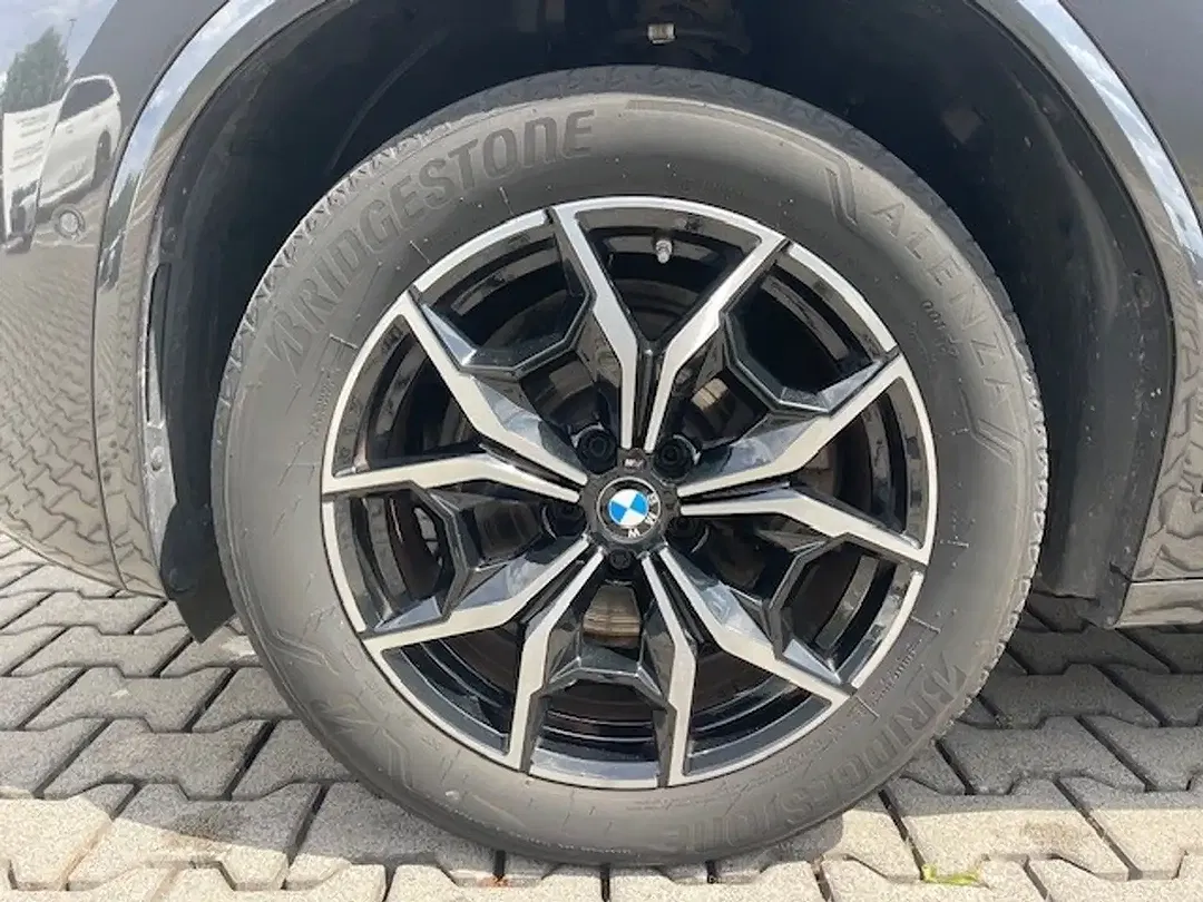 BMW X3 - Thumbnail 11