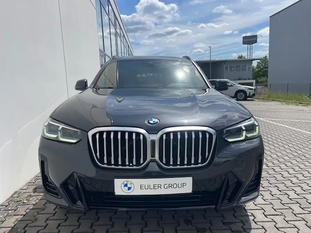 BMW X3 - Thumbnail 2