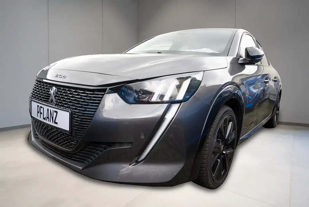 Peugeot 208 - Thumbnail 1