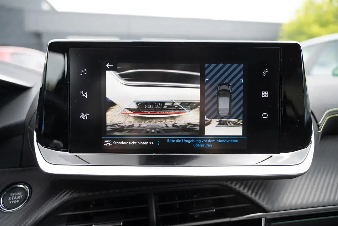 Peugeot 208 - Thumbnail 6