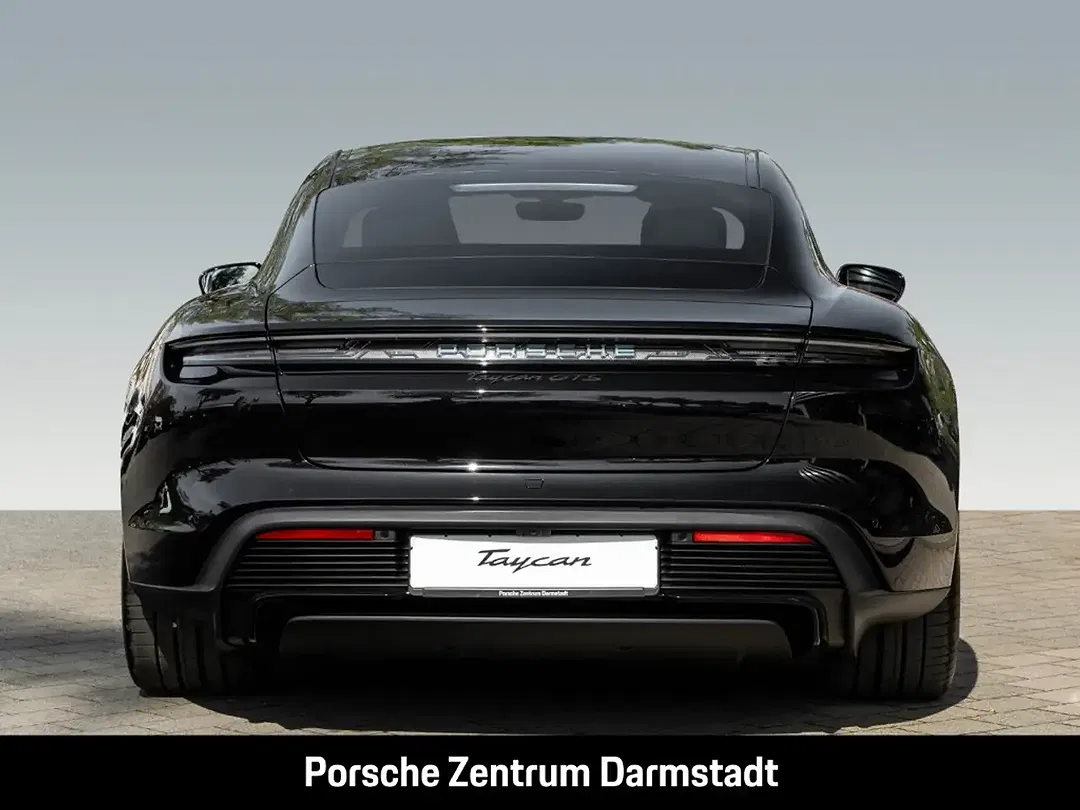 Porsche Taycan - Thumbnail 8